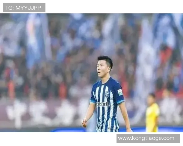 南京城市队完结首笔重要引援，特谢拉有望加盟并已现身随主帅露脸