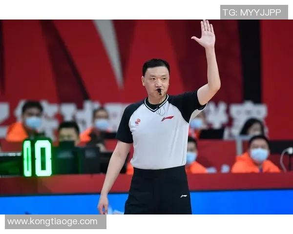 媒体人:我国篮协每5轮对执裁公示 京辽之战问题必定成新“裁判陈述”